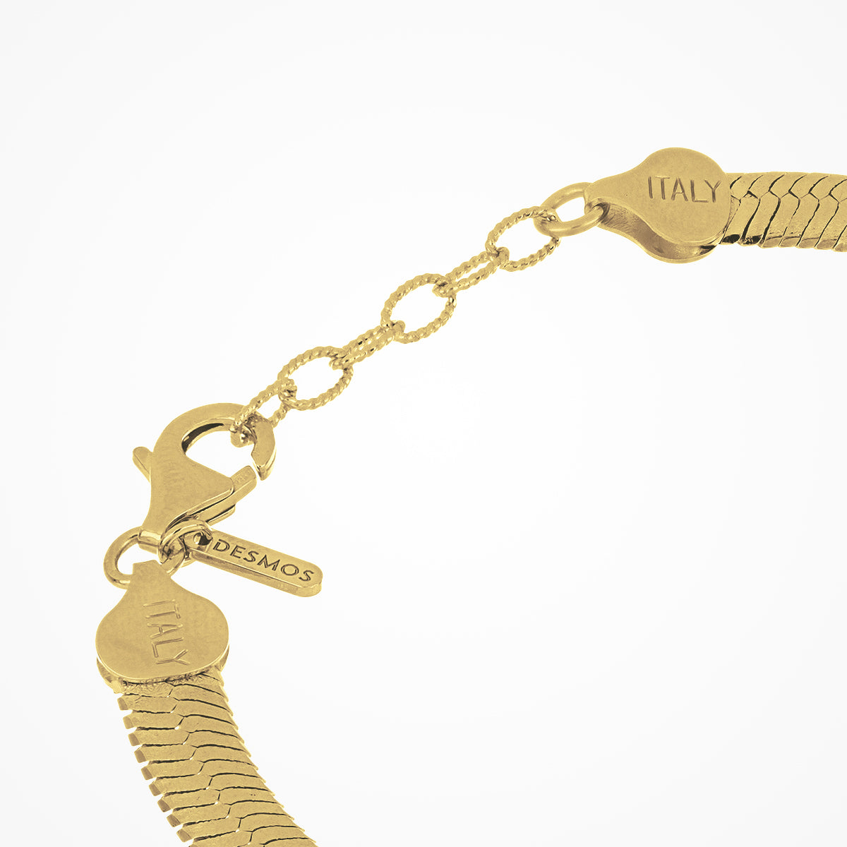 Bracciale Desmos in argento dorato piatto bombato diamantato
