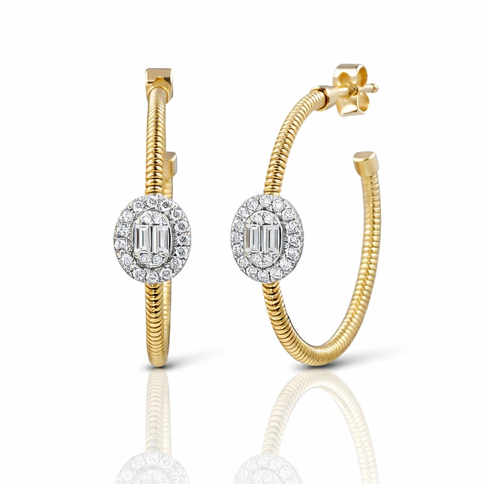 Orecchini Gianni Carità in oro giallo a cerchietto con diamanti taglio baguette e brillante collezione Aurea